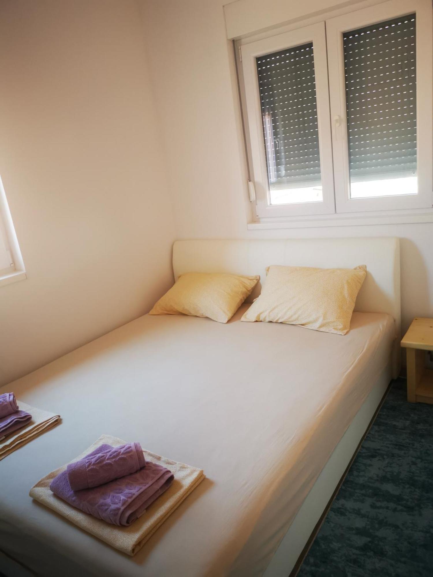 Apartman And Rooms Dream House Μόσταρ Εξωτερικό φωτογραφία